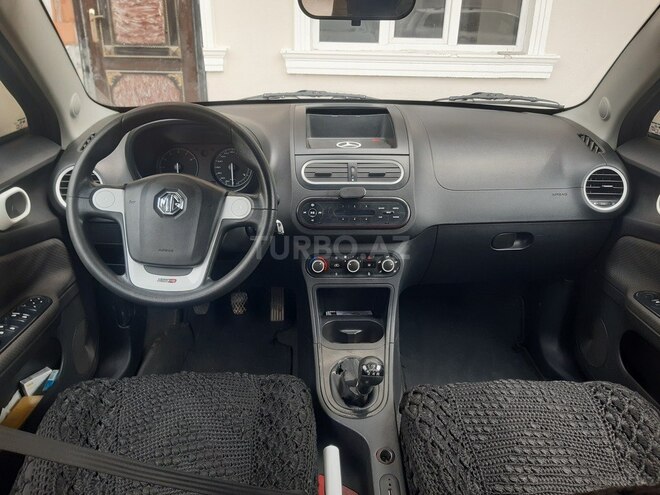 MG 3 2011, 188,000 km - 1.3 l - Bakı