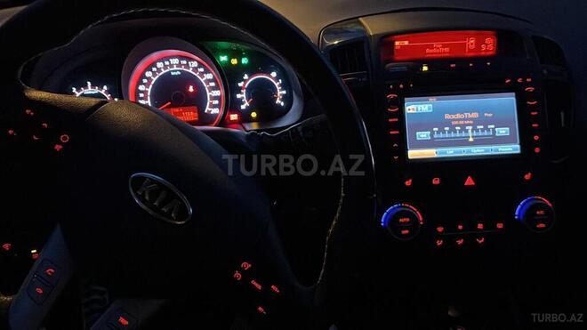 Kia Ceed 2011, 201,000 km - 1.6 l - Sumqayıt