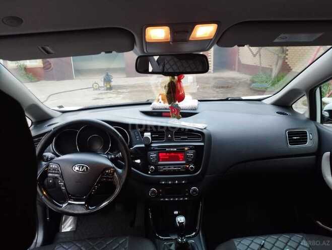 Kia Ceed 2013, 241,000 km - 1.6 l - Qazax