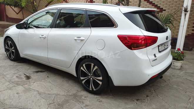 Kia Ceed 2013, 241,000 km - 1.6 l - Qazax