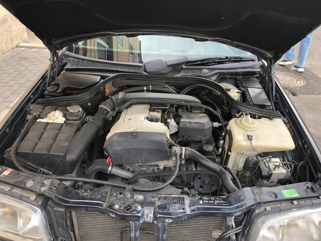 Mercedes C 180 1998, 370,000 km - 1.8 l - Xırdalan