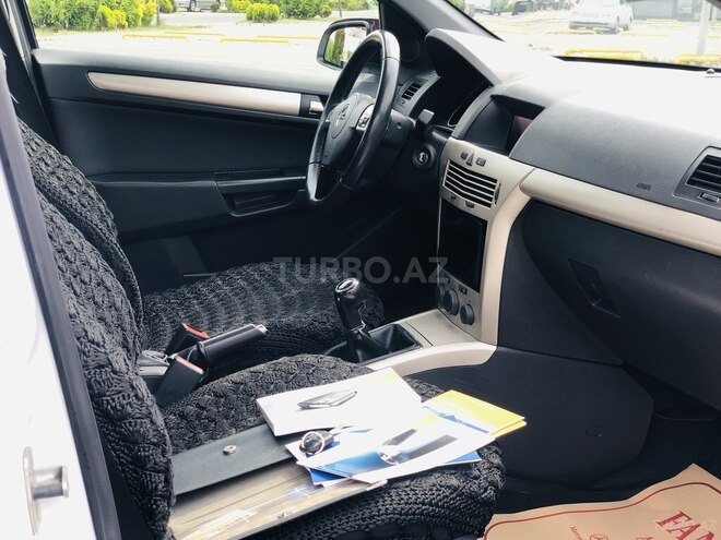 Opel Astra 2007, 191,250 km - 1.4 л - Bakı