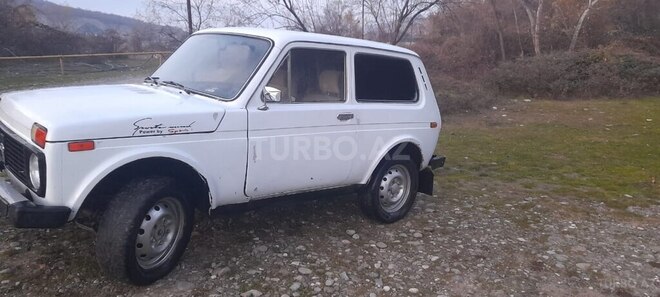 LADA (VAZ) Niva 1984, 558,886 km - 1.6 l - Qusar