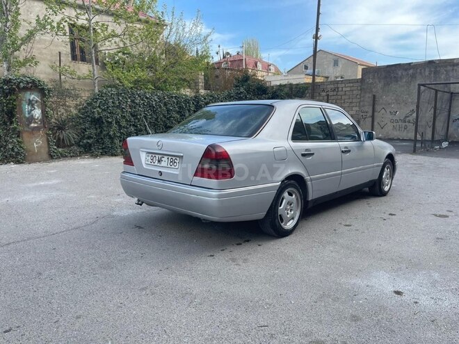 Mercedes C 220 1994, 207,000 km - 2.2 l - Bakı