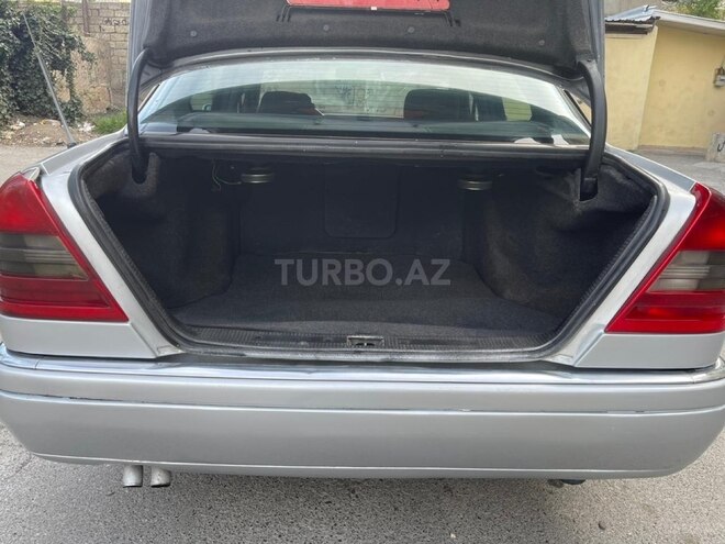 Mercedes C 220 1994, 207,000 km - 2.2 l - Bakı