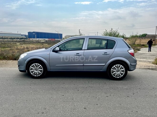 Opel Astra 2005, 163,000 km - 1.4 l - Bakı