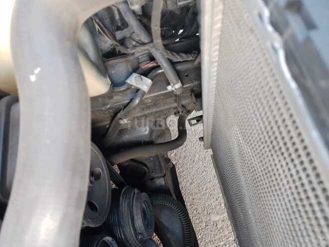 Mercedes E 240 1998, 210,000 km - 2.4 l - Göygöl