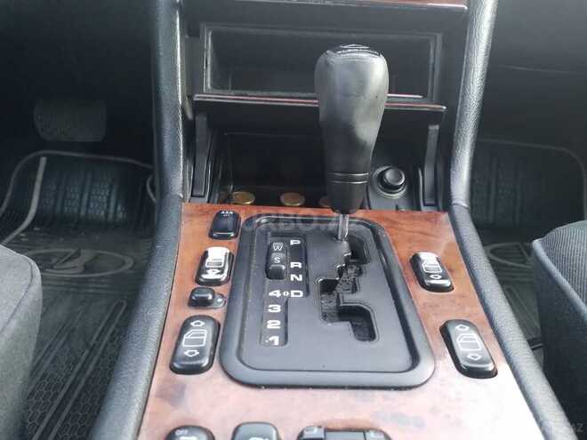Mercedes E 240 1998, 210,000 km - 2.4 l - Göygöl