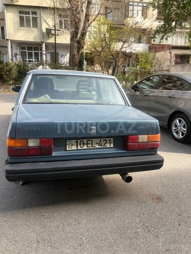 Volvo  1987, 125,400 km - 2.3 l - Bakı