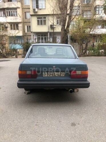 Volvo  1987, 125,400 km - 2.3 l - Bakı