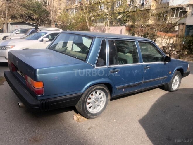 Volvo  1987, 125,400 km - 2.3 l - Bakı