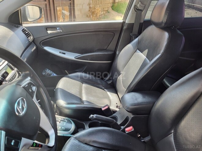 Hyundai Accent 2011, 227,000 km - 1.6 л - Bakı