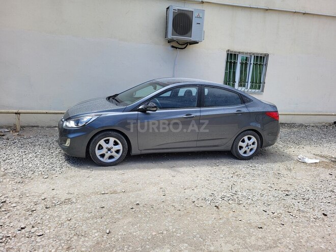 Hyundai Accent 2011, 227,000 km - 1.6 л - Bakı