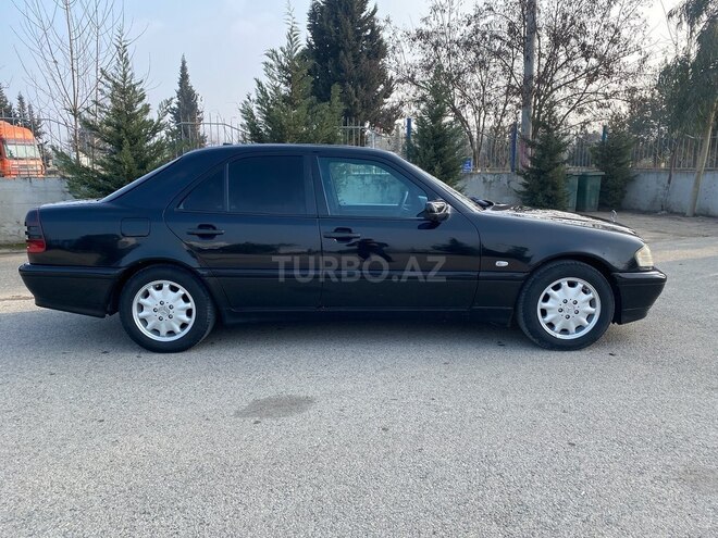 Mercedes C 220 1999, 580,000 km - 2.2 l - Bakı