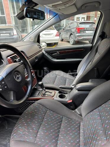 Mercedes B 170 2006, 102,485 km - 1.7 l - Bakı