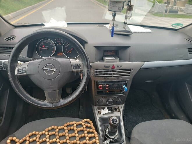 Opel Astra 2006, 403,530 km - 1.3 l - Kürdəmir