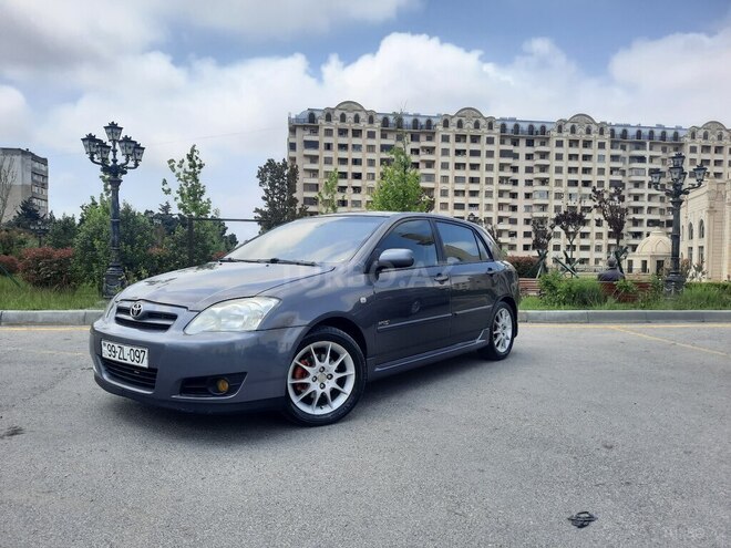 Toyota Corolla 2006, 285,000 km - 1.4 l - Bakı