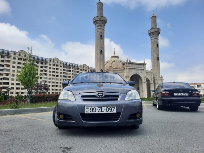 Toyota Corolla 2006, 285,000 km - 1.4 l - Bakı