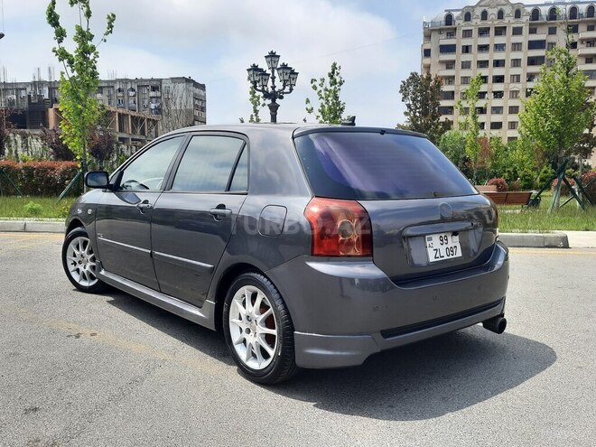 Toyota Corolla 2006, 285,000 km - 1.4 l - Bakı