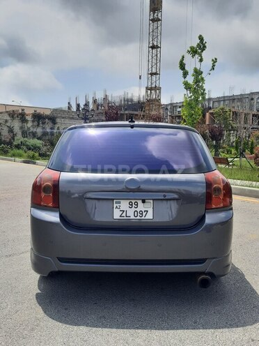 Toyota Corolla 2006, 285,000 km - 1.4 l - Bakı