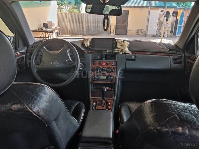 Mercedes E 220 1999, 458,607 km - 2.2 л - İmişli