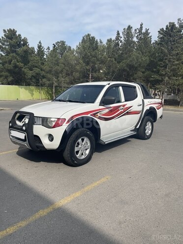 Mitsubishi L200 2008, 240,000 km - 2.5 l - Sumqayıt