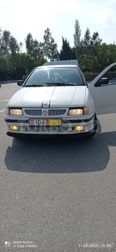 Volkswagen Polo 1995, 321,123 km - 1.6 l - Sumqayıt