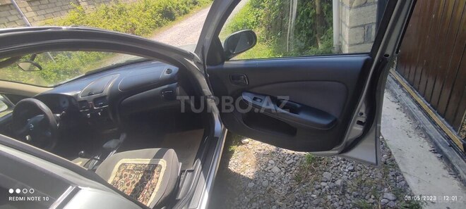 Nissan Sunny 2005, 370,000 km - 1.6 l - Bakı