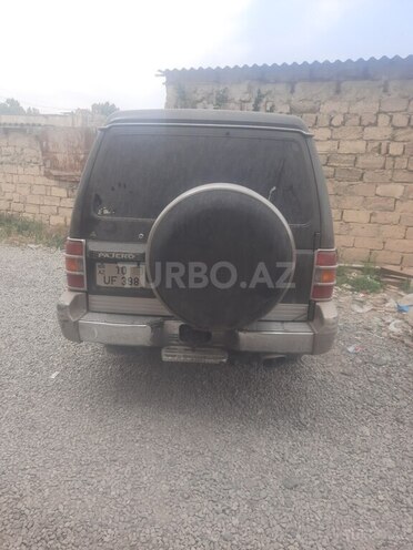 Mitsubishi Pajero 1982, 250,000 km - 2.5 l - Bakı