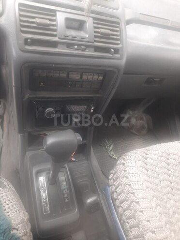 Mitsubishi Pajero 1982, 250,000 km - 2.5 l - Bakı