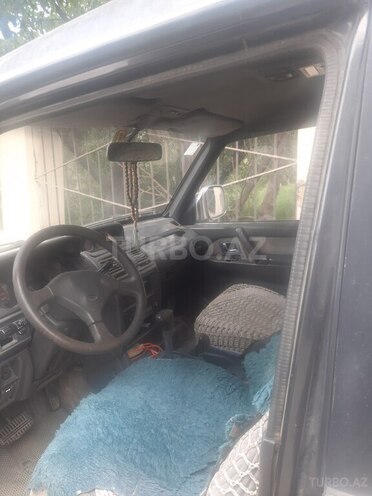 Mitsubishi Pajero 1982, 250,000 km - 2.5 l - Bakı