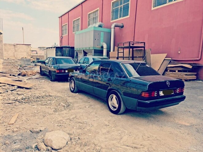 Mercedes 190 1991, 295,656 km - 2.6 l - Bakı