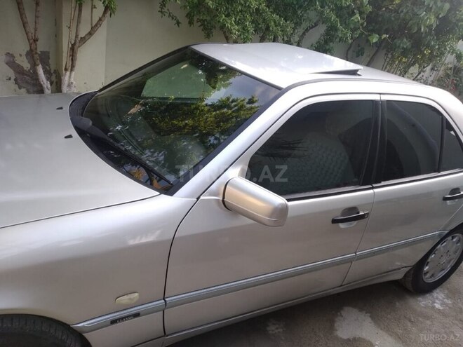 Mercedes C 180 1999, 365,000 km - 1.8 l - Bakı