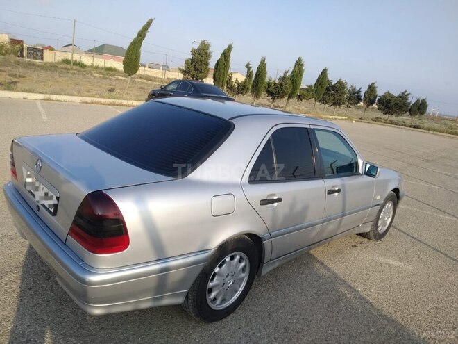Mercedes C 180 1999, 365,000 km - 1.8 l - Bakı