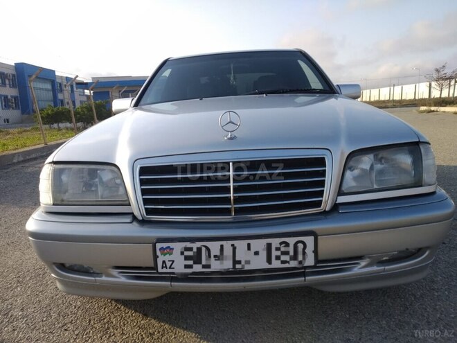 Mercedes C 180 1999, 365,000 km - 1.8 l - Bakı