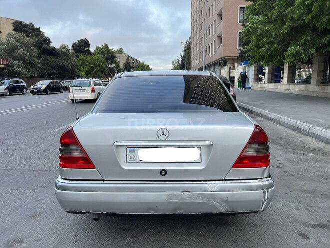 Mercedes C 200 1995, 355,000 km - 2.0 l - Bakı