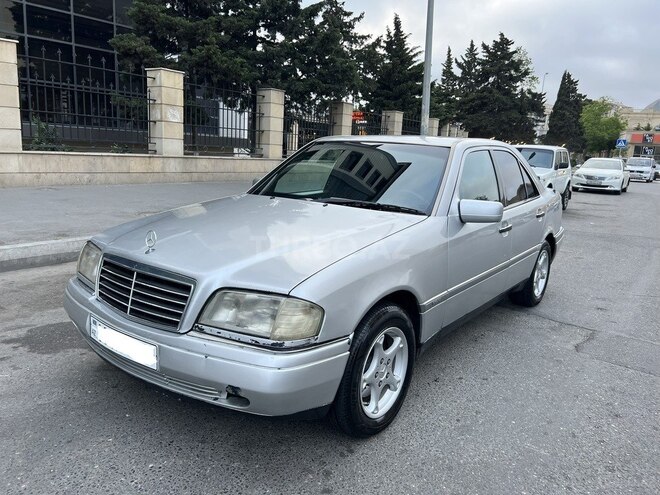 Mercedes C 200 1995, 355,000 km - 2.0 l - Bakı