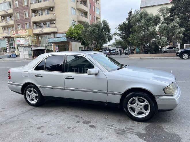 Mercedes C 200 1995, 355,000 km - 2.0 l - Bakı