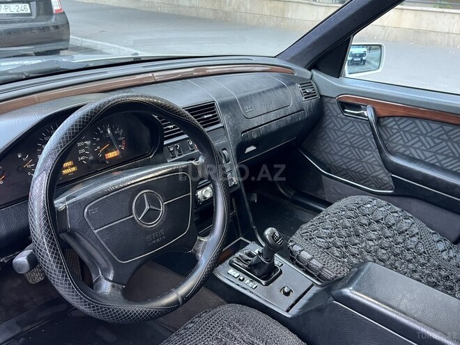 Mercedes C 200 1995, 355,000 km - 2.0 l - Bakı