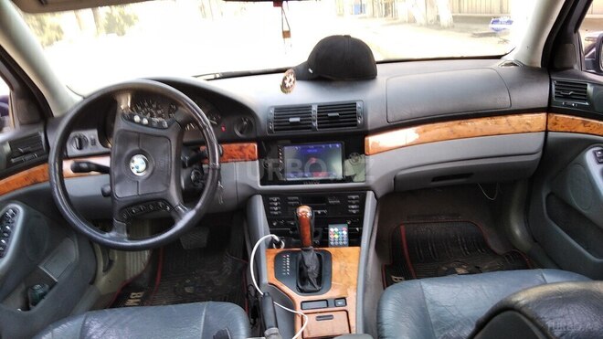 BMW 528 1997, 28,800 km - 2.8 l - Hacıqabul