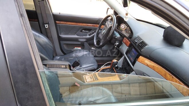 BMW 528 1997, 28,800 km - 2.8 l - Hacıqabul