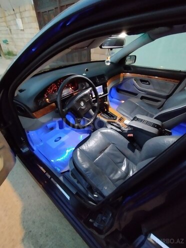 BMW 528 1997, 28,800 km - 2.8 l - Hacıqabul