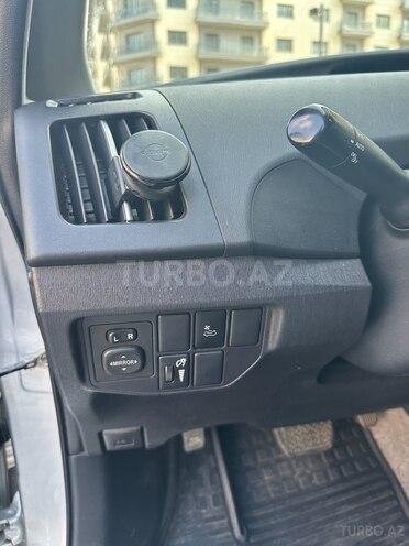 Toyota Prius 2012, 139,000 km - 1.8 l - Bakı