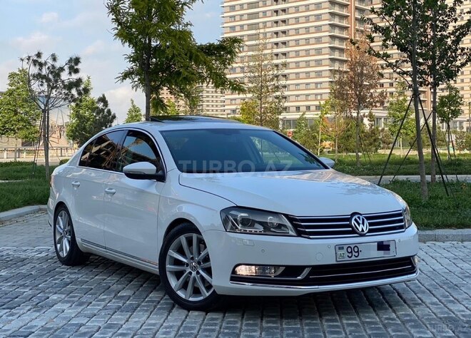 Volkswagen Passat 2012, 212,000 km - 1.8 l - Bakı