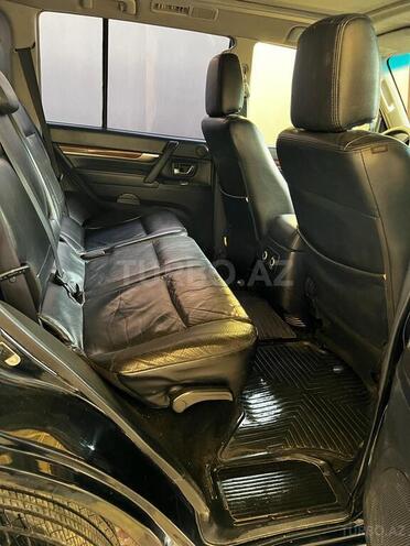 Mitsubishi Pajero 2008, 223,000 km - 3.0 л - Gəncə