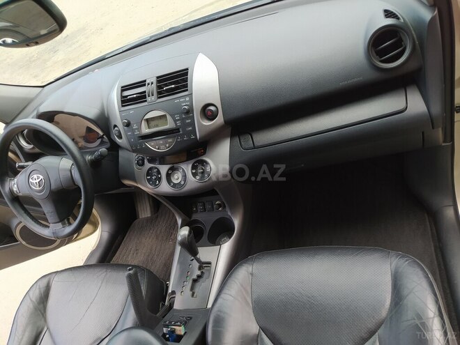 Toyota RAV4 2008, 219,211 km - 2.0 l - Sumqayıt