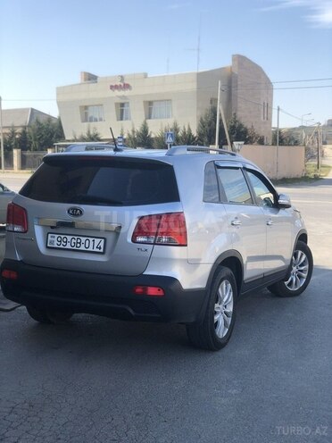 Kia Sorento 2009, 389,206 km - 2.2 l - Sumqayıt