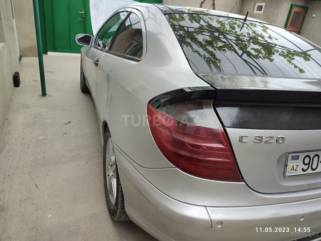 Mercedes C 200 2001, 365,000 km - 2.0 l - Qusar
