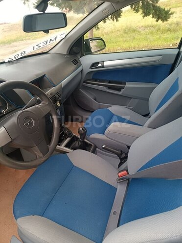 Opel Astra 2004, 192,000 km - 1.4 l - Bakı