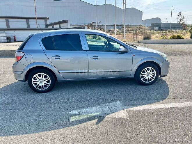 Opel Astra 2005, 272,000 km - 1.4 л - Bakı